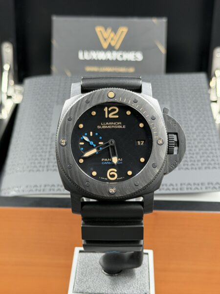 Panerai Luminor Submersible 1950 3 Days Automatic
Carbon