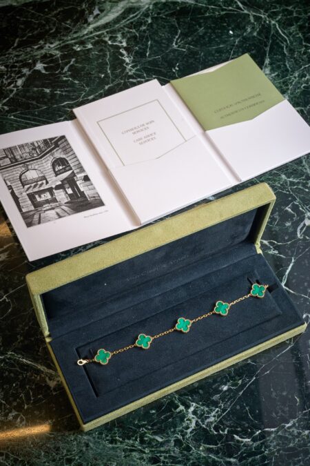Van cleef & Arpels Vintage Alhambra bracelet, 5 motifs