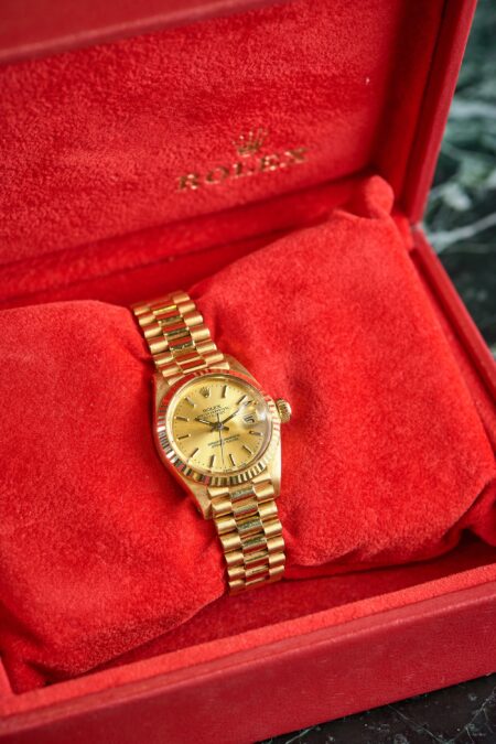 Rolex 26mm full gold year 1990 (watch&box)
